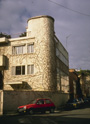 Street facade (1990) 1